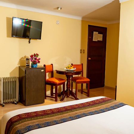 Hotel Agustos กุสโก ภายนอก รูปภาพ