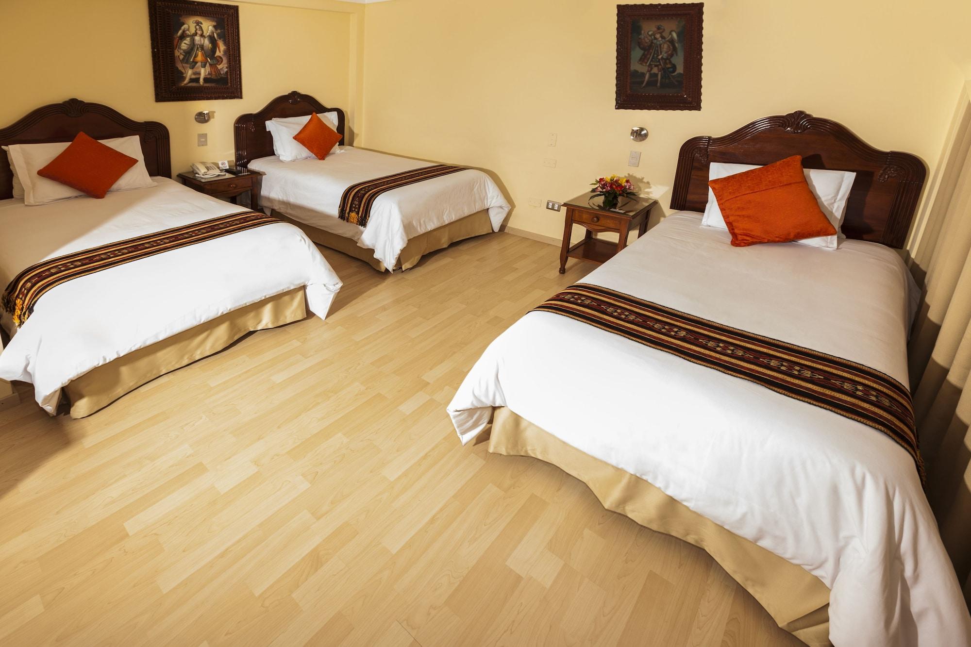 Hotel Agustos กุสโก ภายนอก รูปภาพ