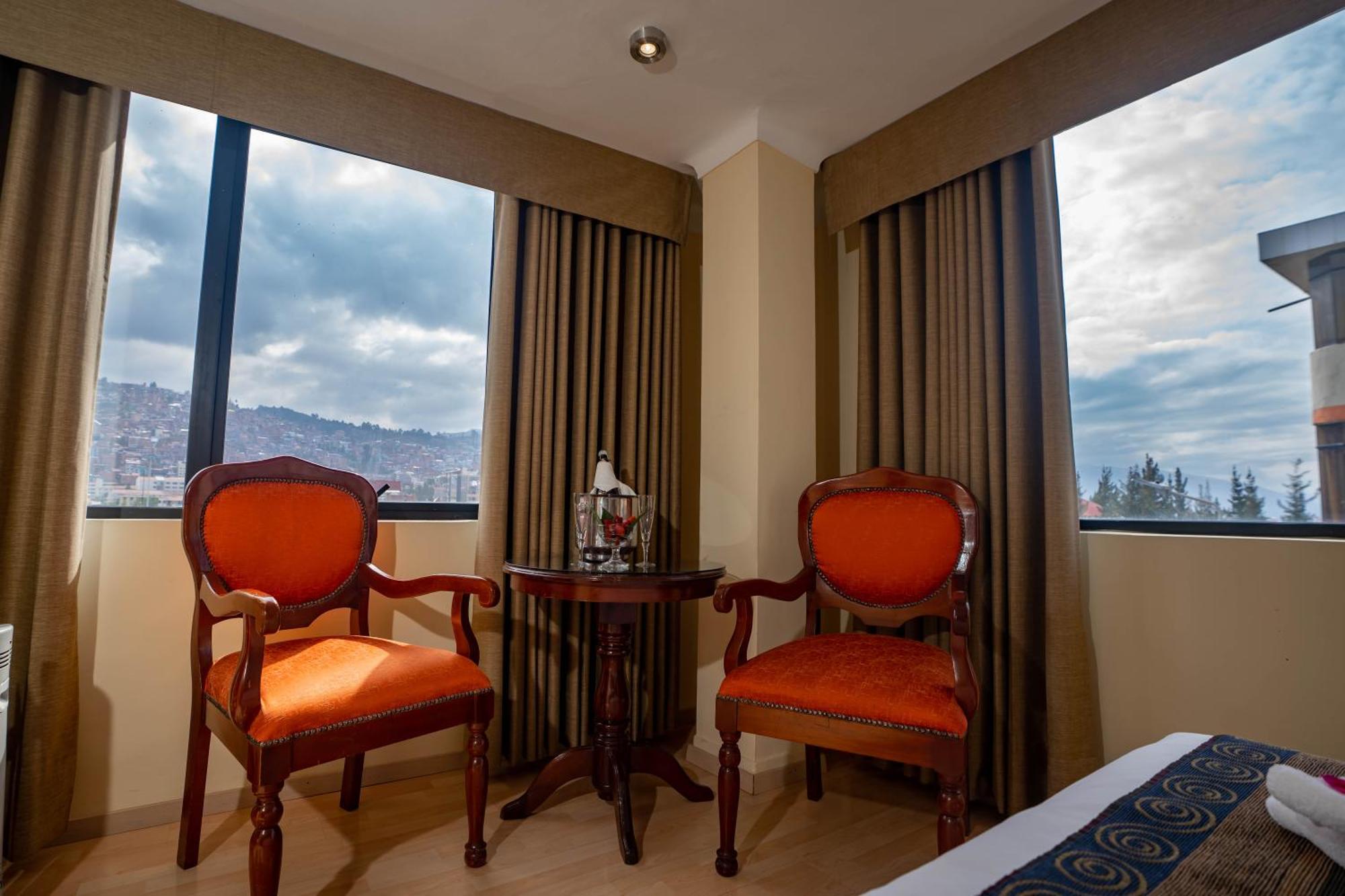 Hotel Agustos กุสโก ภายนอก รูปภาพ