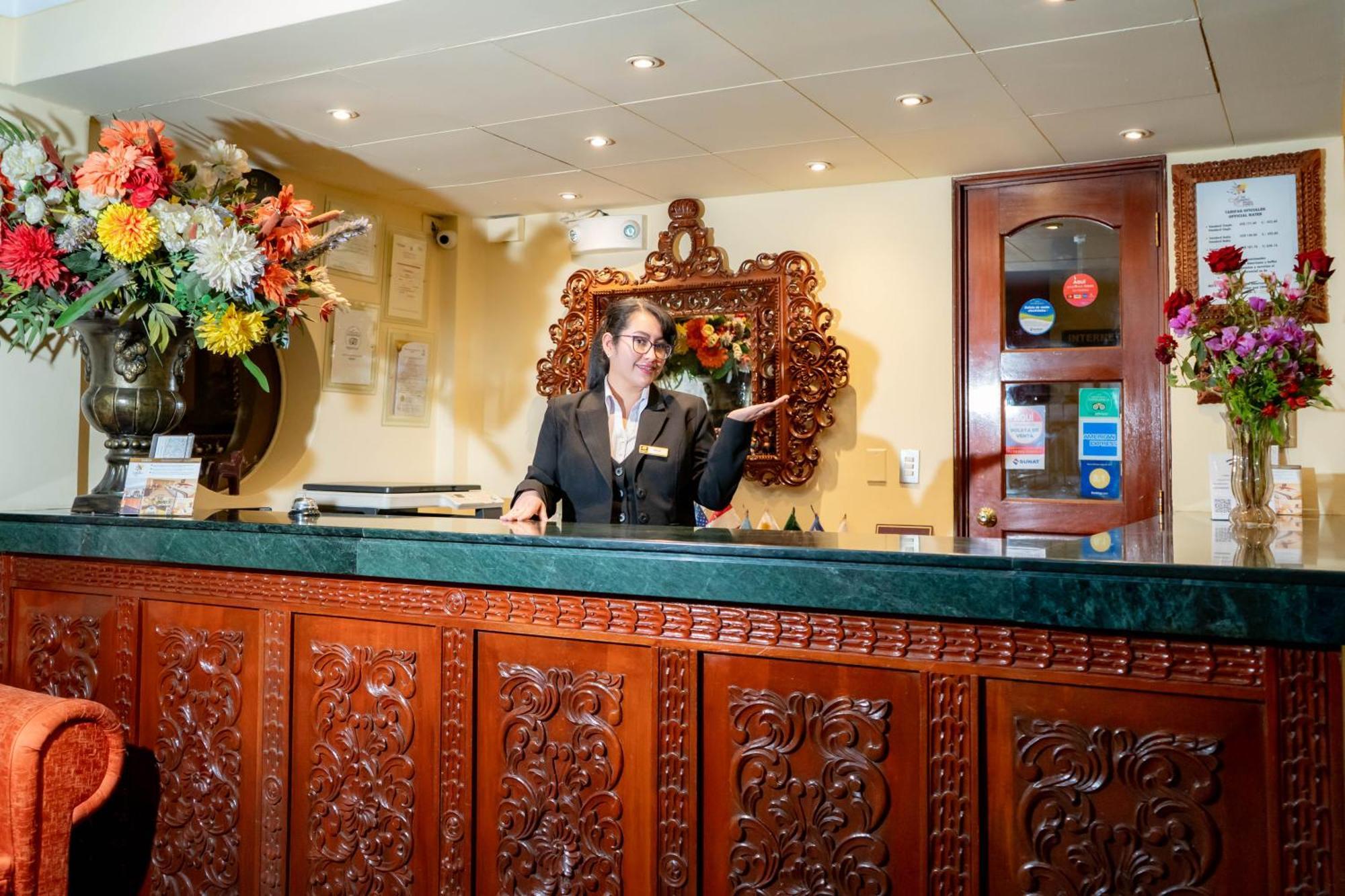 Hotel Agustos กุสโก ภายนอก รูปภาพ